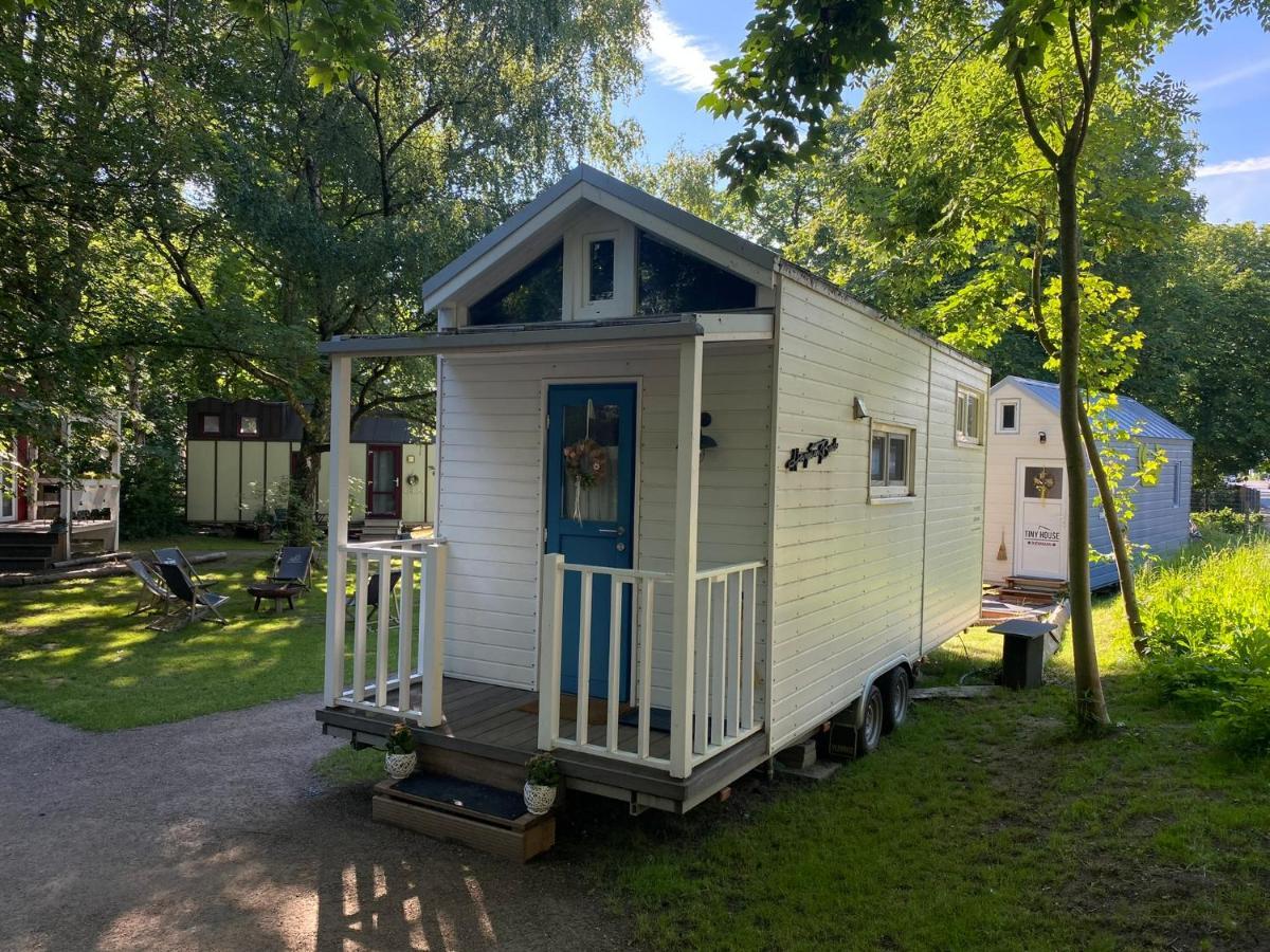 Tiny House Ems Im Pier9 Tiny House Hotel Hamm  Zewnętrze zdjęcie