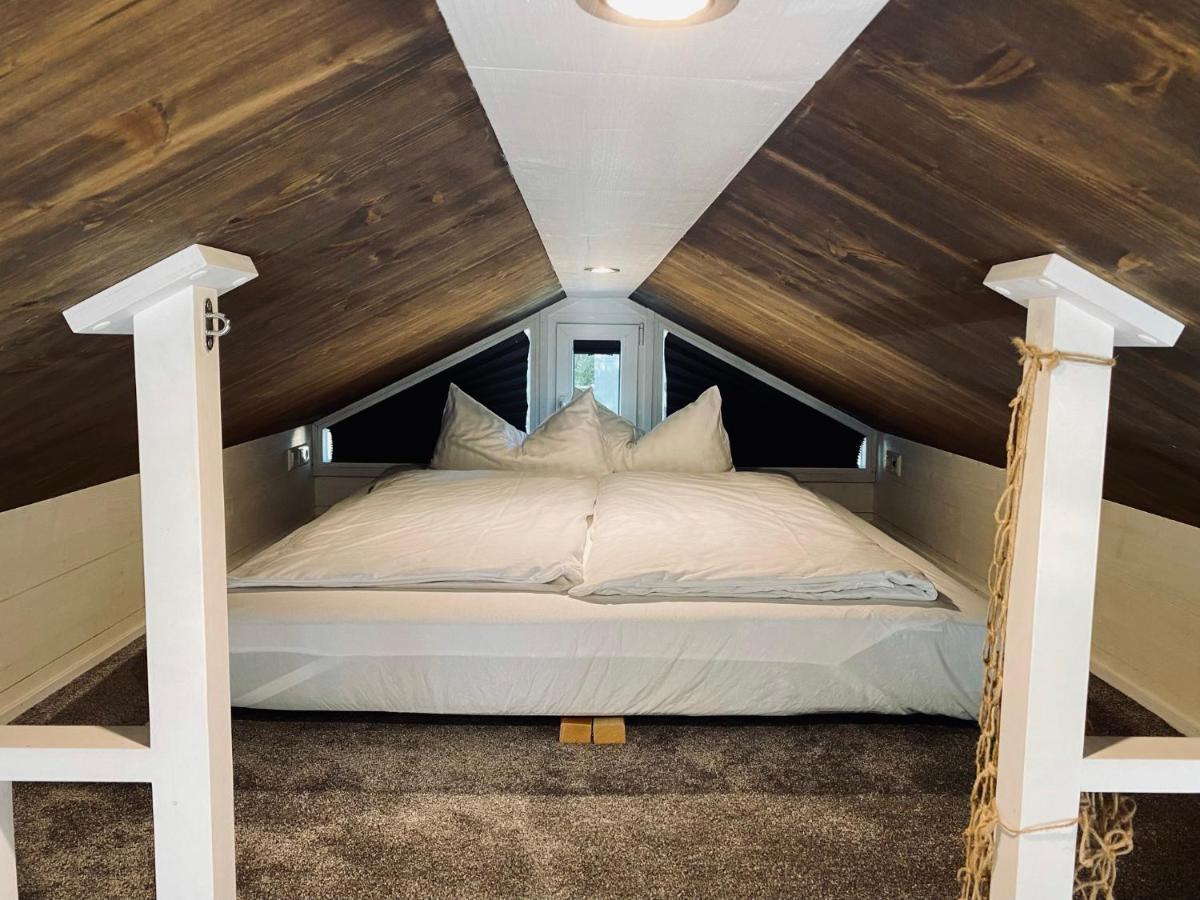 Tiny House Ems Im Pier9 Tiny House Hotel Hamm  Zewnętrze zdjęcie